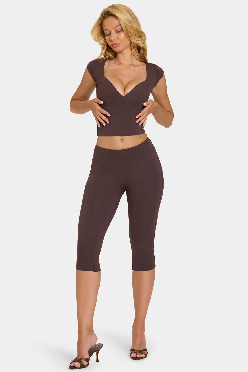 Modal Capri Leggings in Chocolate